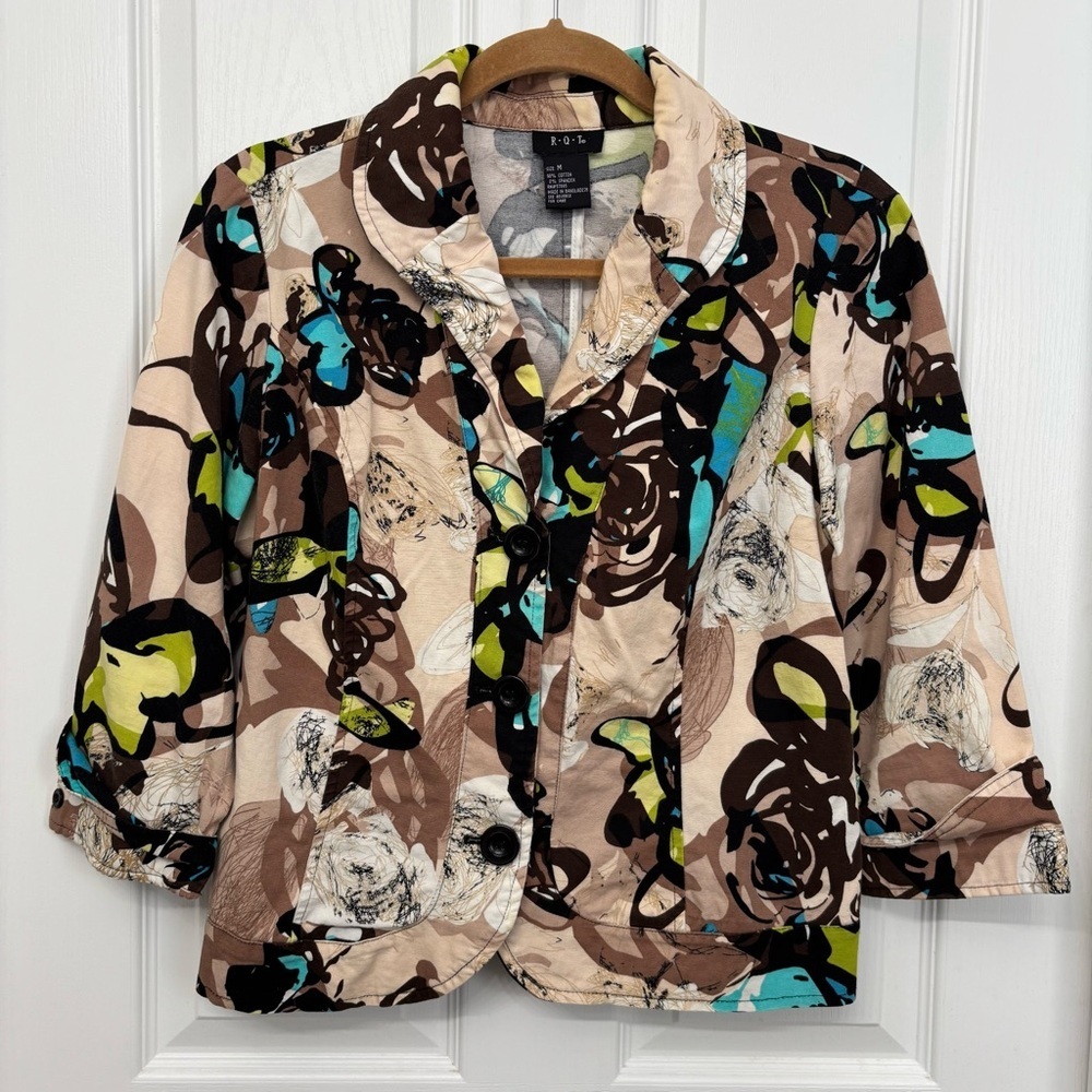 Abstract Print Cropped Jacket | R.Q.T Size M